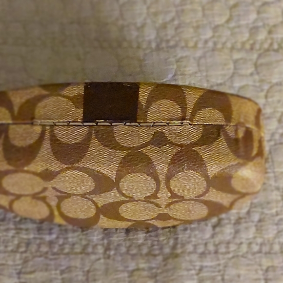 Coach large hard shell sunglasses case - Picture 2 of 5